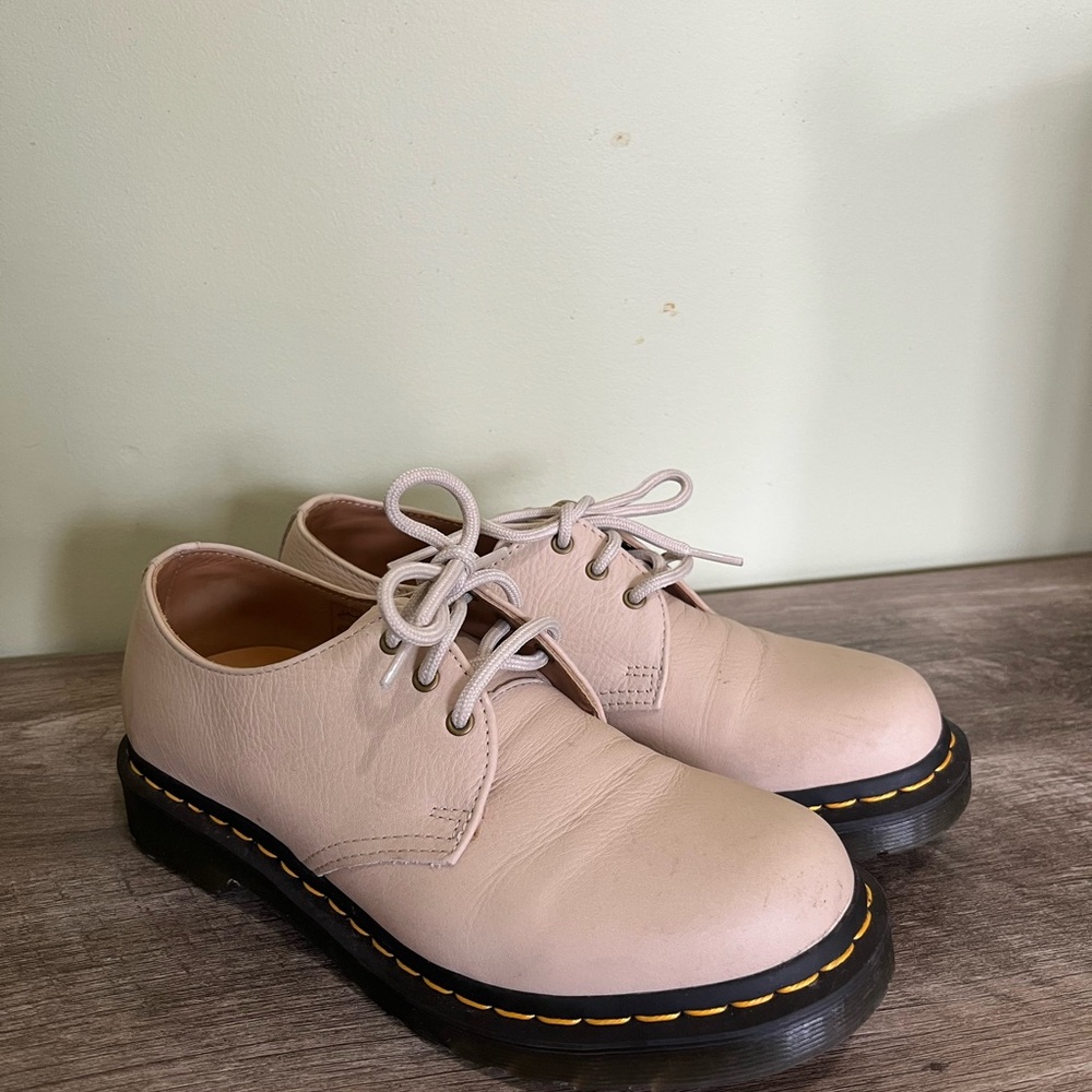 Dr. Marten Virginia Leather Oxford Shoes
